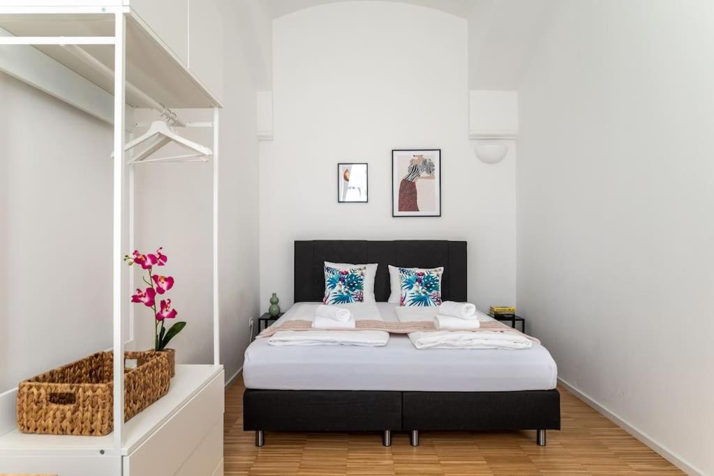 Appartement Pristine 1br Steps From By Hm Vienne